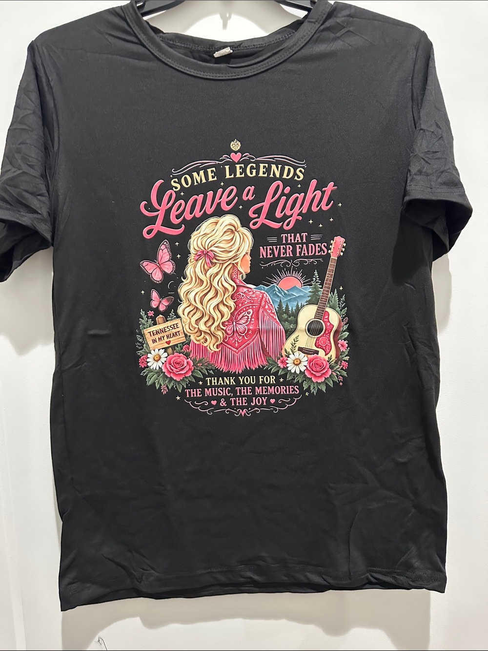 Some Legends Leave a Light That Never Fades Black Dolly Parton graphic Tee